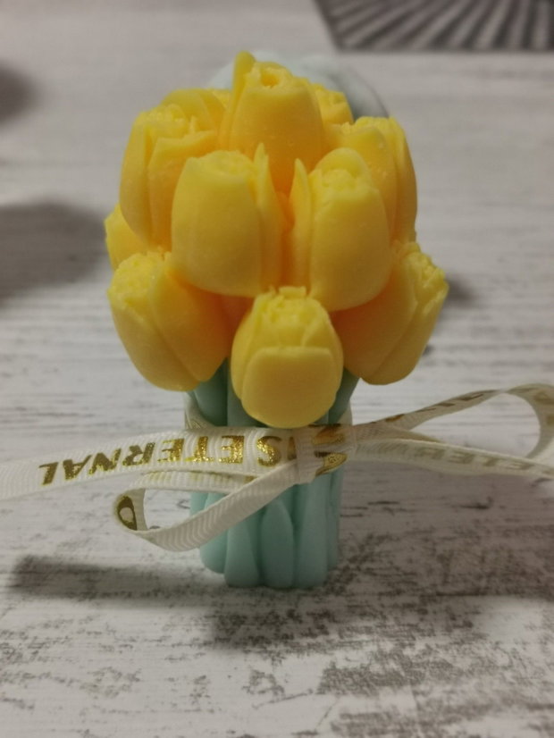 Buchet de lalele parfumat