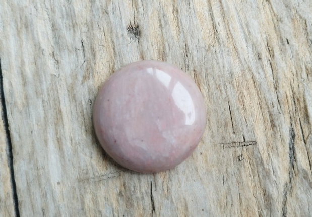 Cabochon rodonit roz prafuit, 25 mm