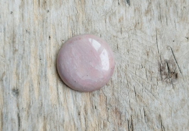 Cabochon rodonit roz prafuit, 25 mm