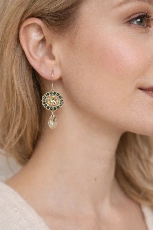 Cercei eleganti cu cristale Swarovski