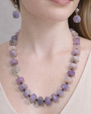 SET VIOLET GLOW-lucrat manual din agate,hematit,inox,accesorii placate cu argint