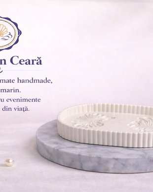 Tavă decorativă ovală cu relief marin  albă, handmade