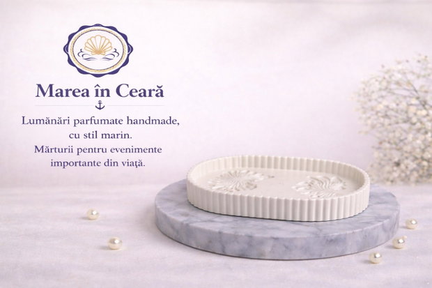 Tavă decorativă ovală cu relief marin albă, handmade