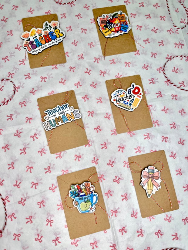Martisor Invatatoare/ Profesoara/ Educatoare
