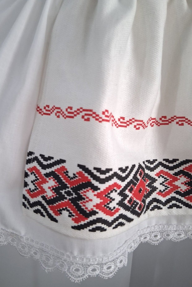 Set costum traditional fetite