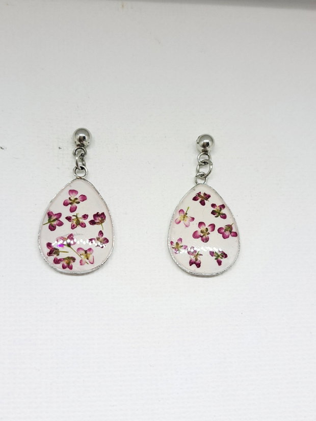 Set de bijuterii din rășină cu flori naturale de alyssum