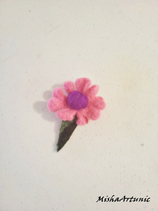 Brosa - Floare impaslita