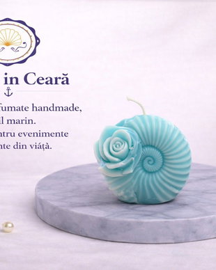 Lumânare decorativă scoică turcoaz cu trandafir  ceară de soia, handmade