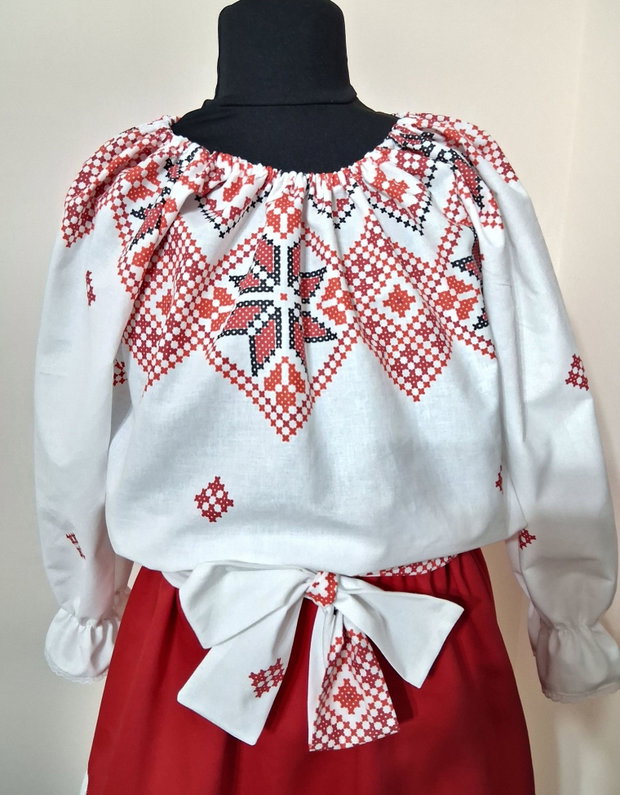 Rochie - costum traditional fetite