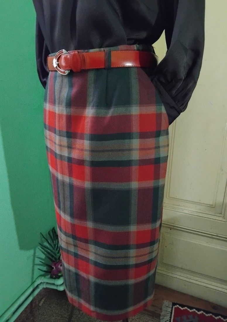 Fusta carouri stofa lana