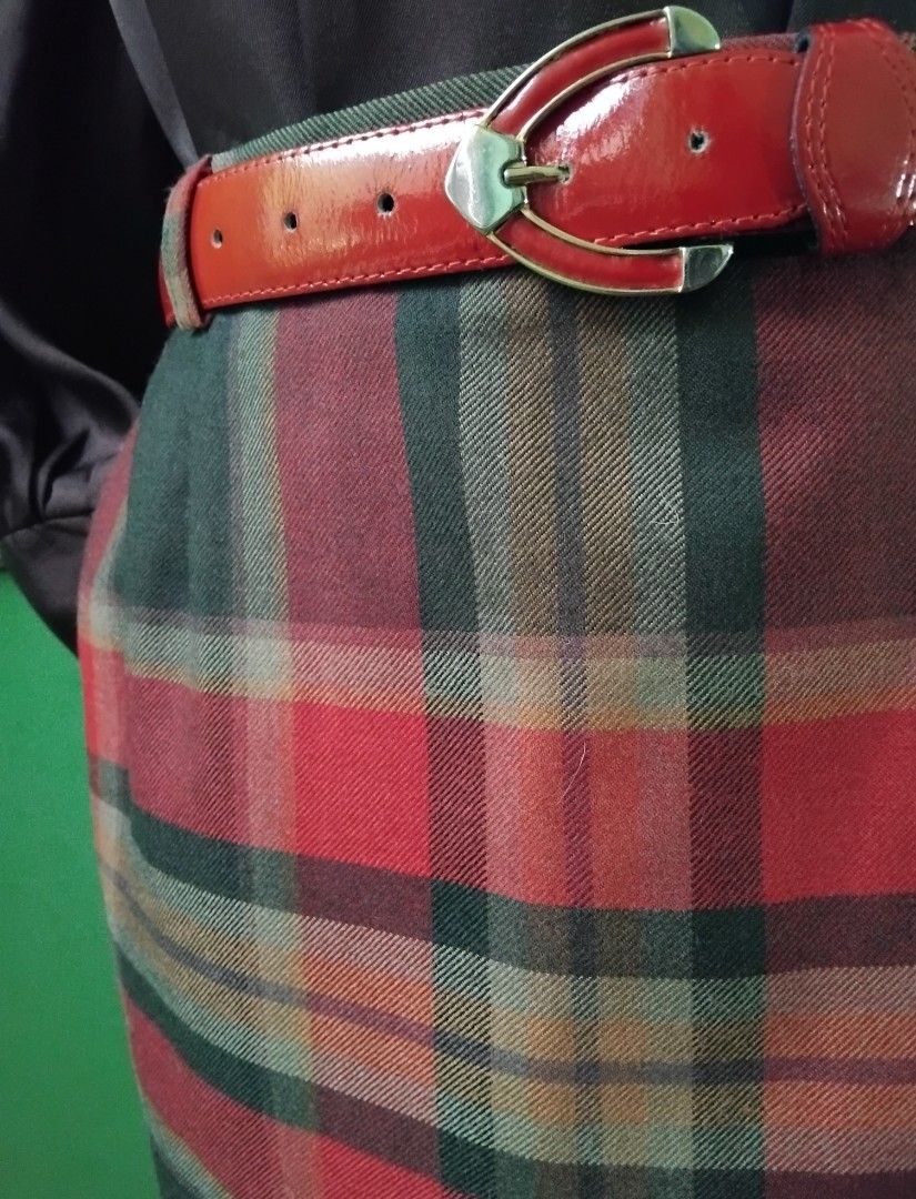 Fusta carouri stofa lana