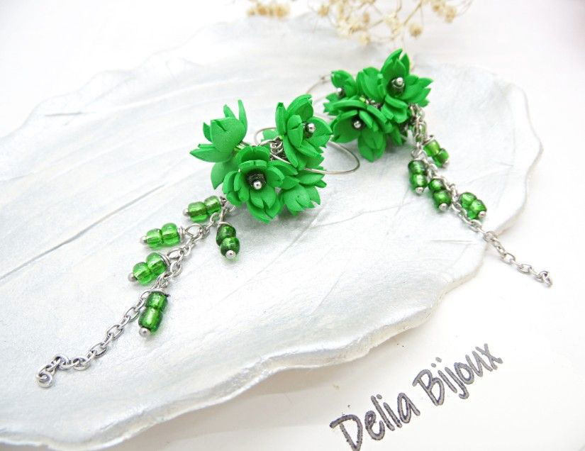 Cercei handmade, lungi cu flori verzi (cod1390)
