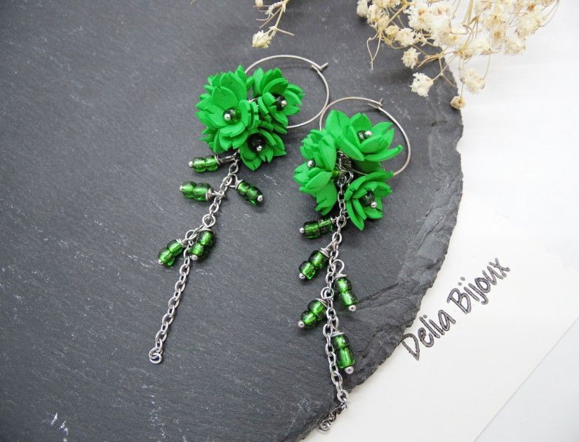 Cercei handmade, lungi cu flori verzi (cod1390)