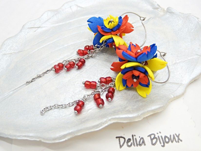 Cercei handmade statement - flori - Tricolorul Romaniei (cod1389)
