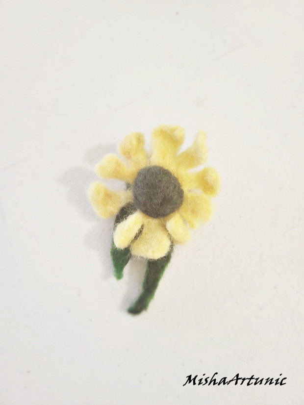 Brosa - Floare impaslita