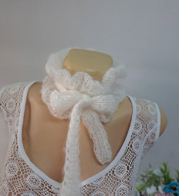 Accesoriu pentru gât