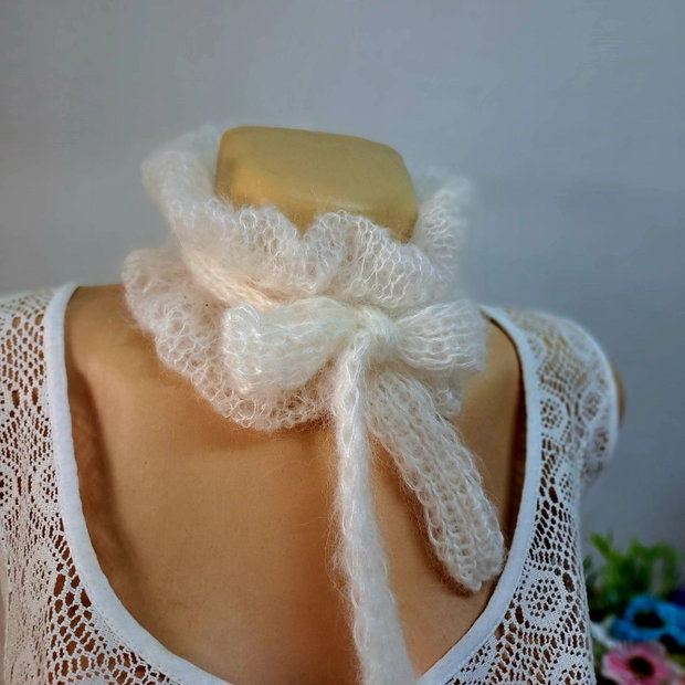 Accesoriu pentru gât
