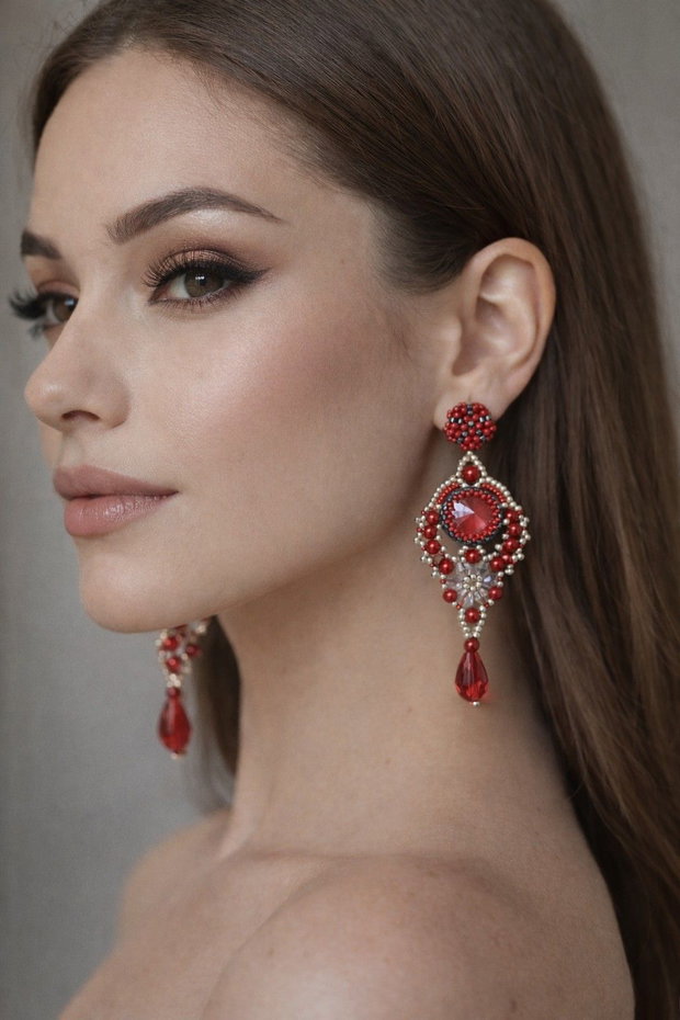 Cercei statement Lady in red
