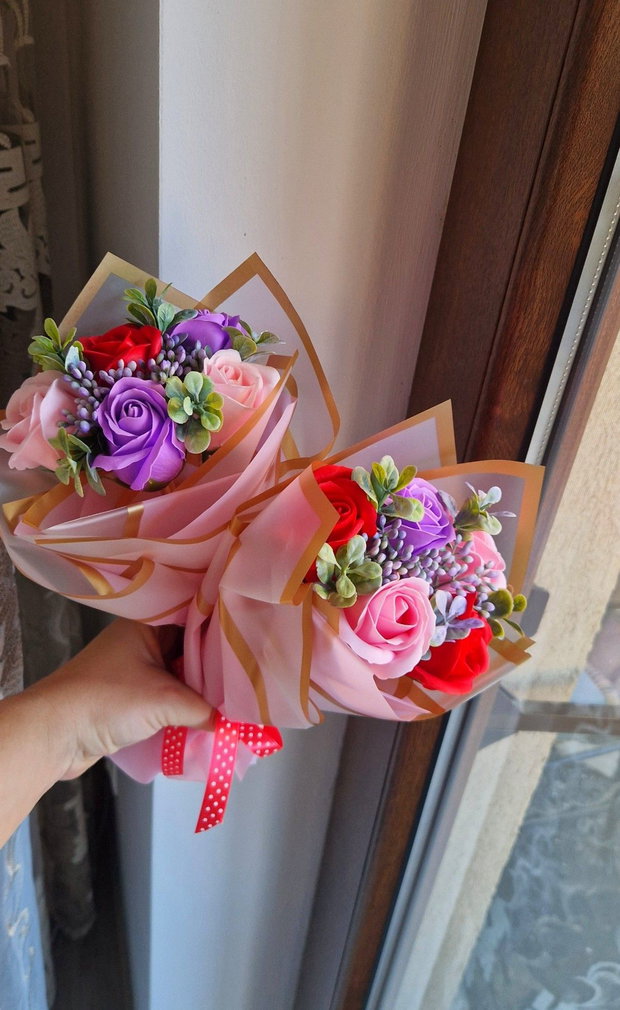 Buchet 5 trandafiri