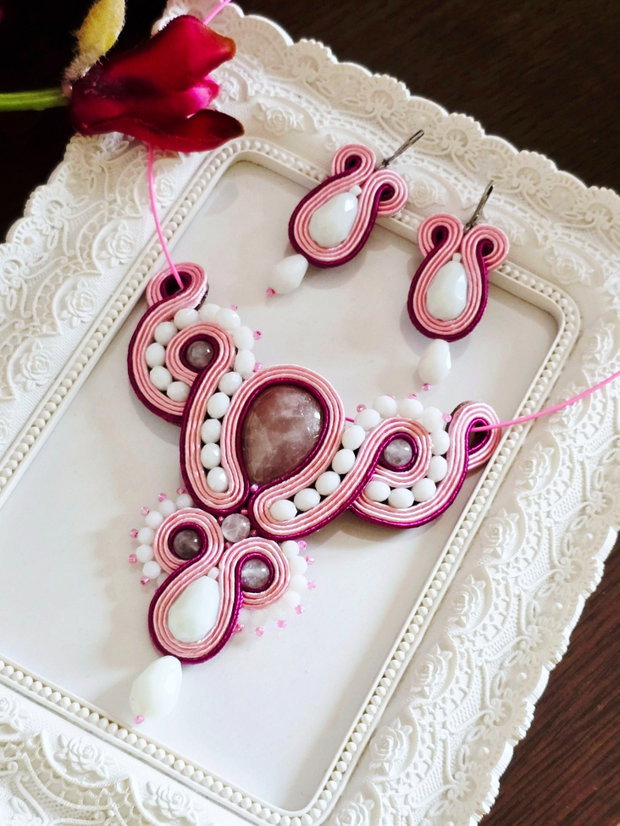 Set soutache cu Cuarț Roz