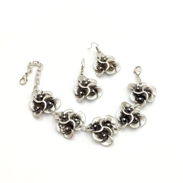 Set bratara si cercei zamac cu flori, Bcz006