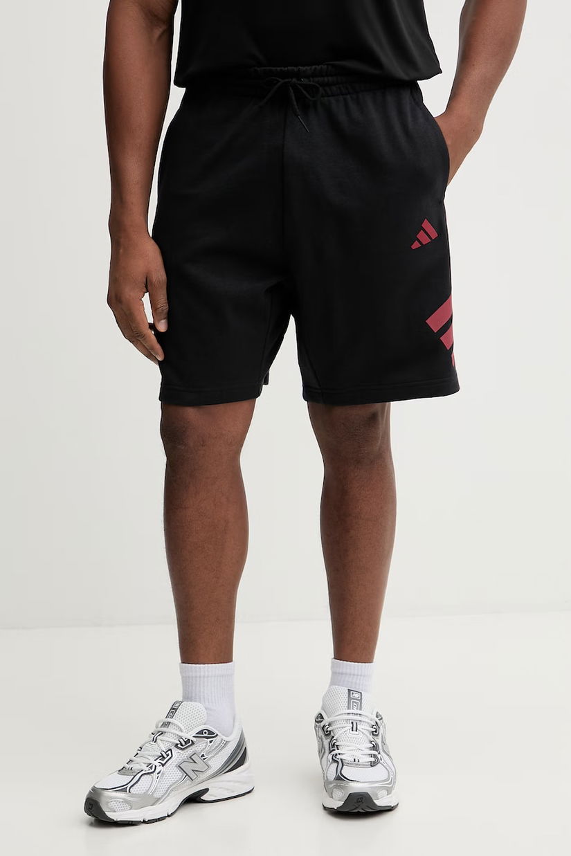 adidas pantaloni scurți