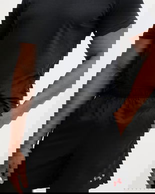 Under Armour pantaloni scurți de antrenament Vanish Woven