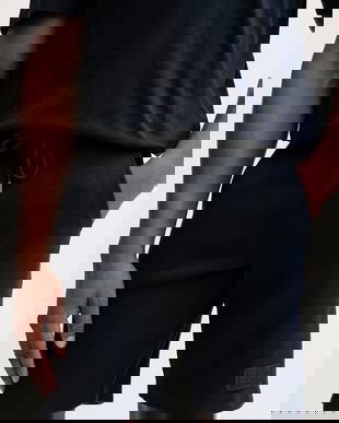 EA7 Emporio Armani pantaloni scurți