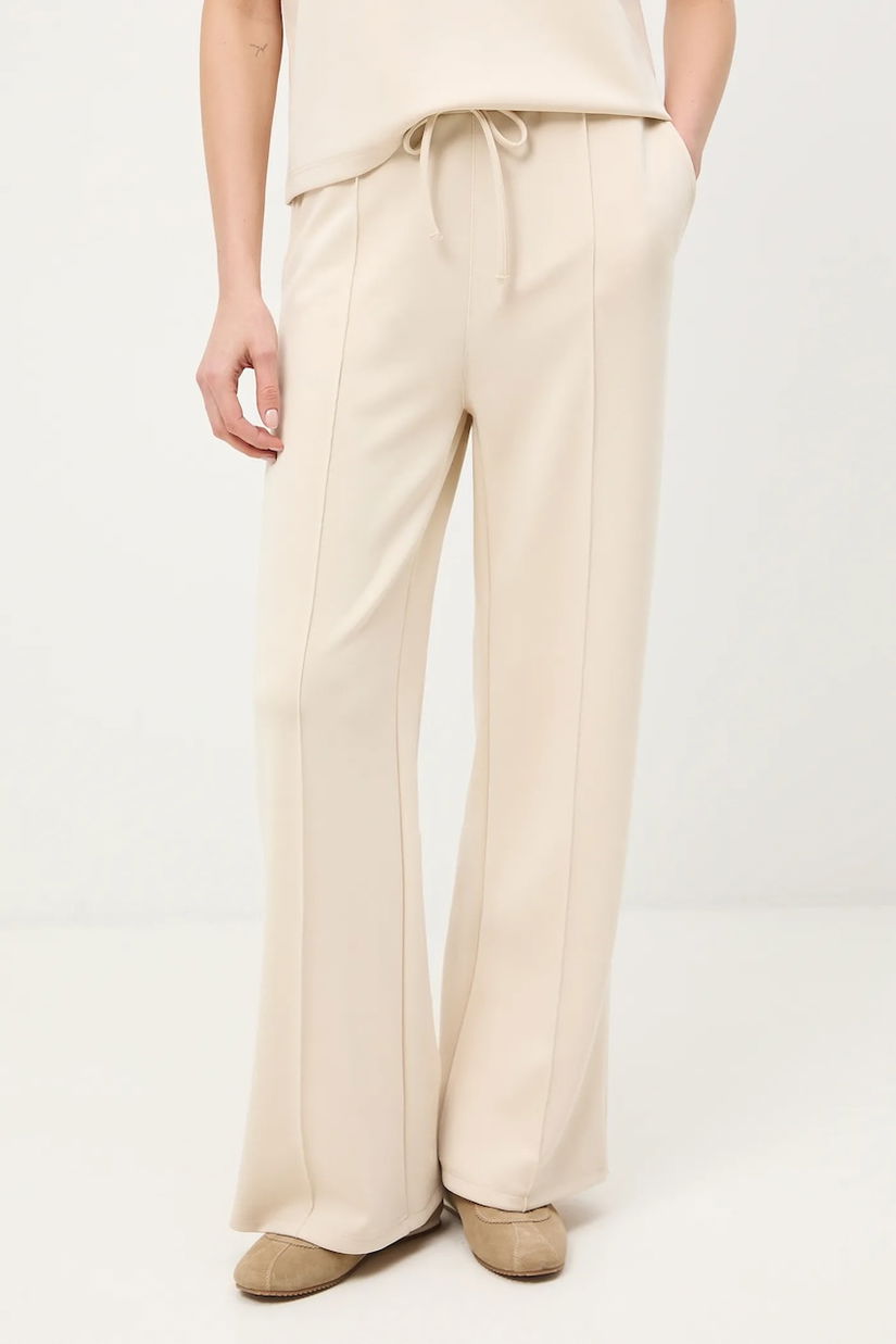 Medicine pantaloni de trening