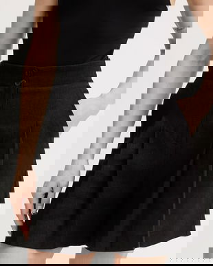 Twinset pantaloni scurți cu in