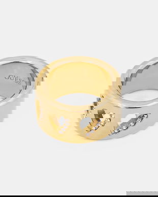 Guess inel BY YOUR SIDE