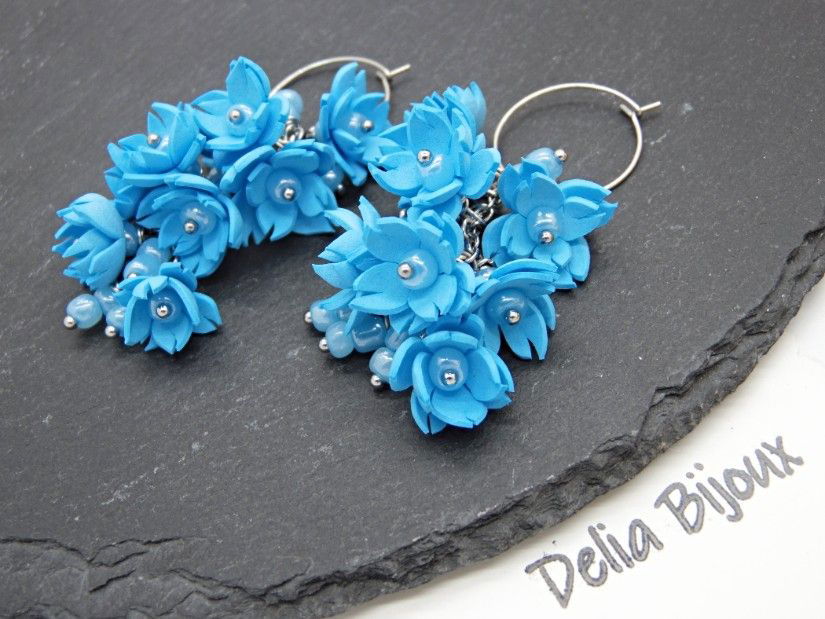 Cercei handmade, lungi cu flori bleu (cod1391)