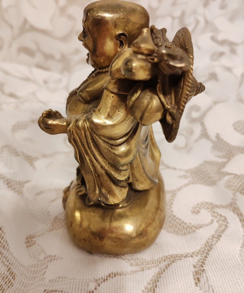 Statueta Buddha, realizată din alama / bronz