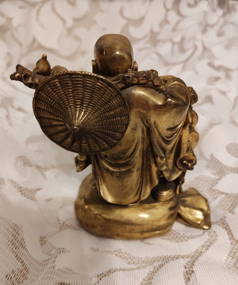 Statueta Buddha, realizată din alama / bronz