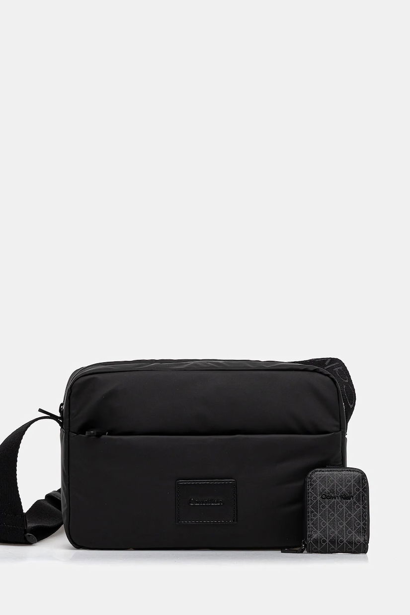 Calvin Klein borsetă