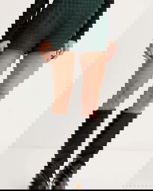 Armani Exchange pantaloni scurți din lână