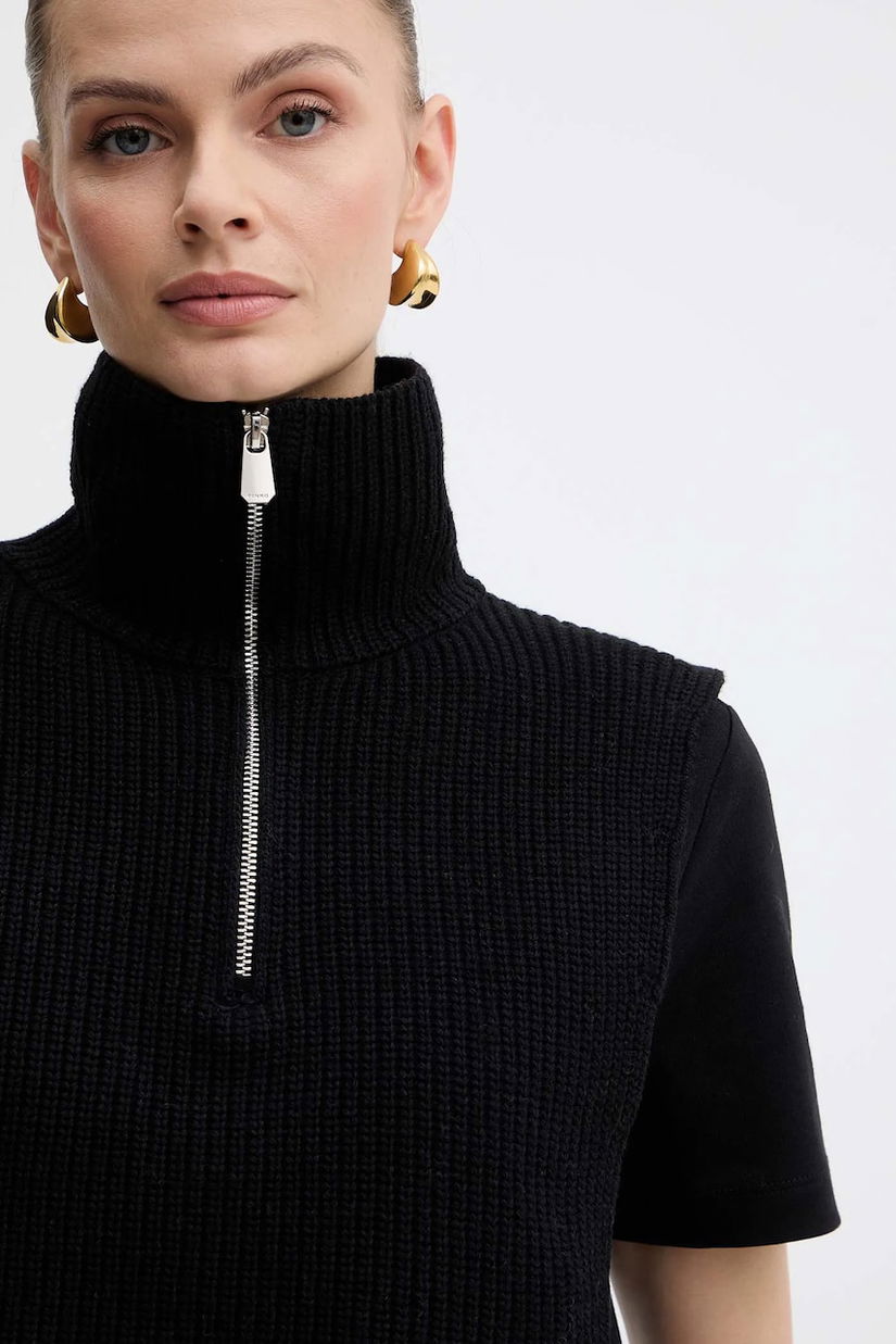 Pinko o eșarfă cu lână