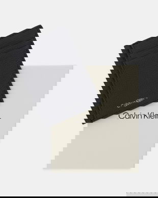 Calvin Klein carcasă din piele