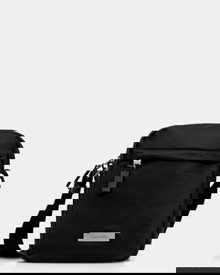 Calvin Klein borsetă