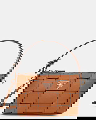 Guess poșetă MAYLEE