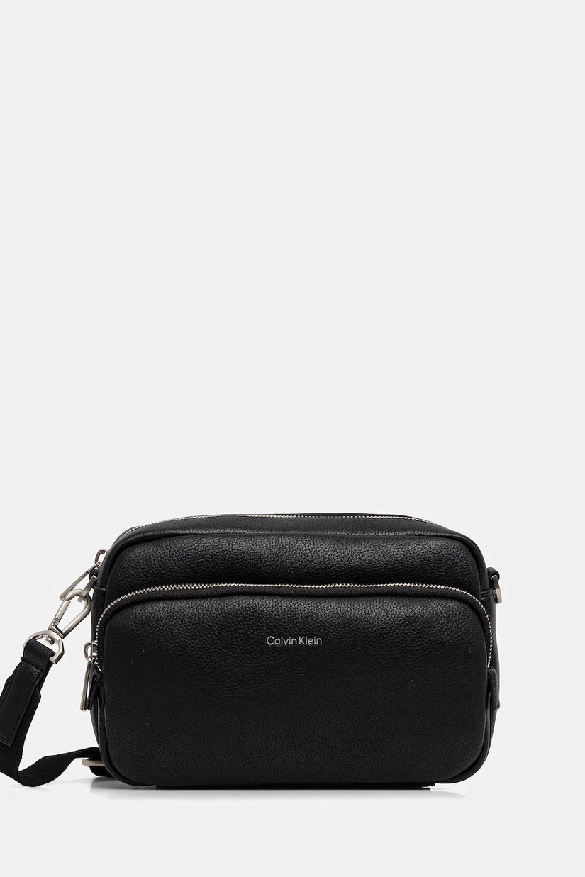 Calvin Klein borsetă