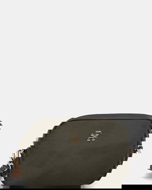 Tommy Hilfiger poseta