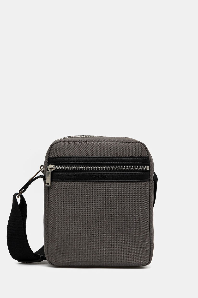 Calvin Klein borsetă