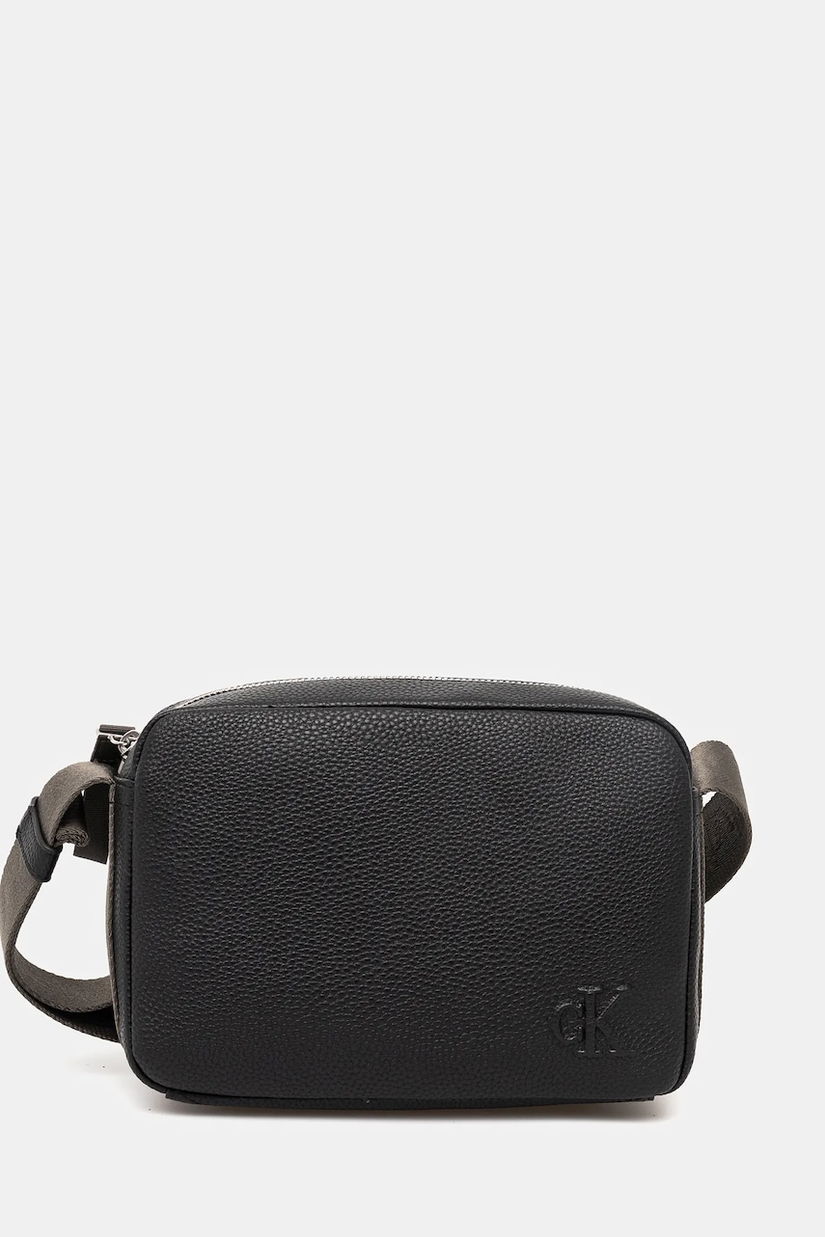 Calvin Klein Jeans poseta