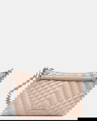 Armani Exchange poseta