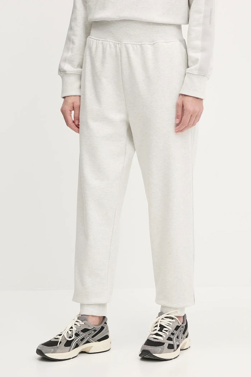 pantaloni de trening