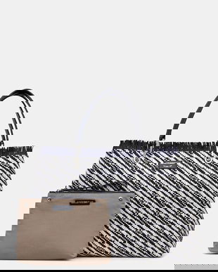 Emporio Armani poseta