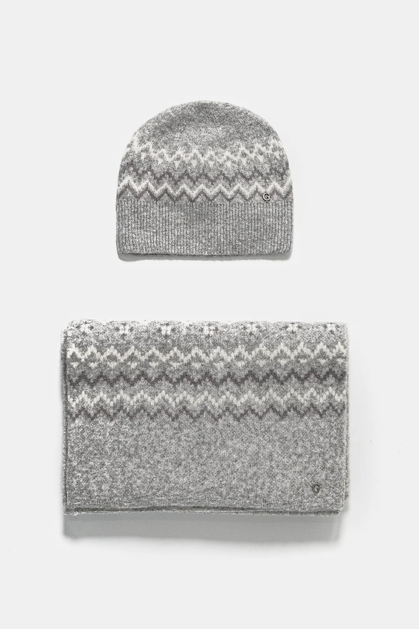 Guess căciulă și fular din amestec de lână