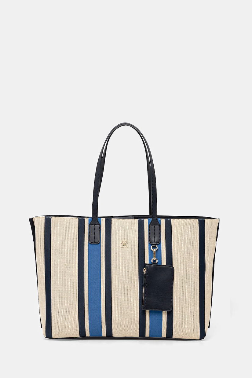 Tommy Hilfiger poseta