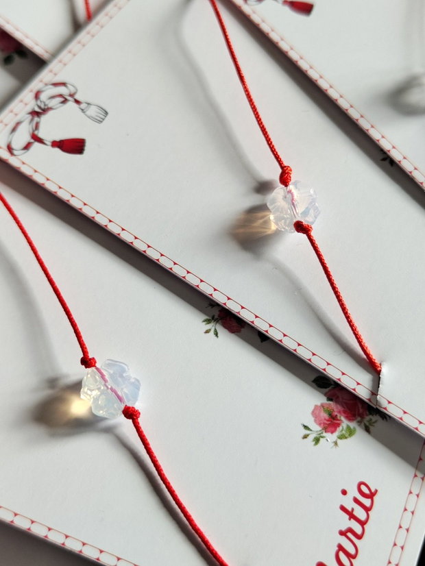 Bratara snur rosu cu cristal Swarovski trifoi